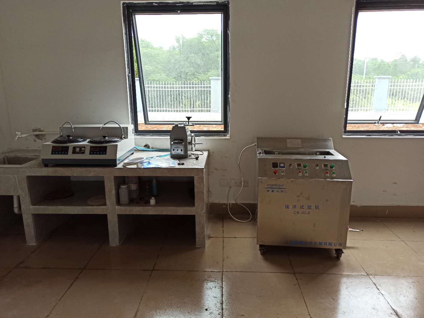 上海尊龙凯时光学仪器有限公司 上海尊龙凯时光学仪器有限公司